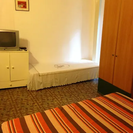 Accatania Bed & Breakfast 3*